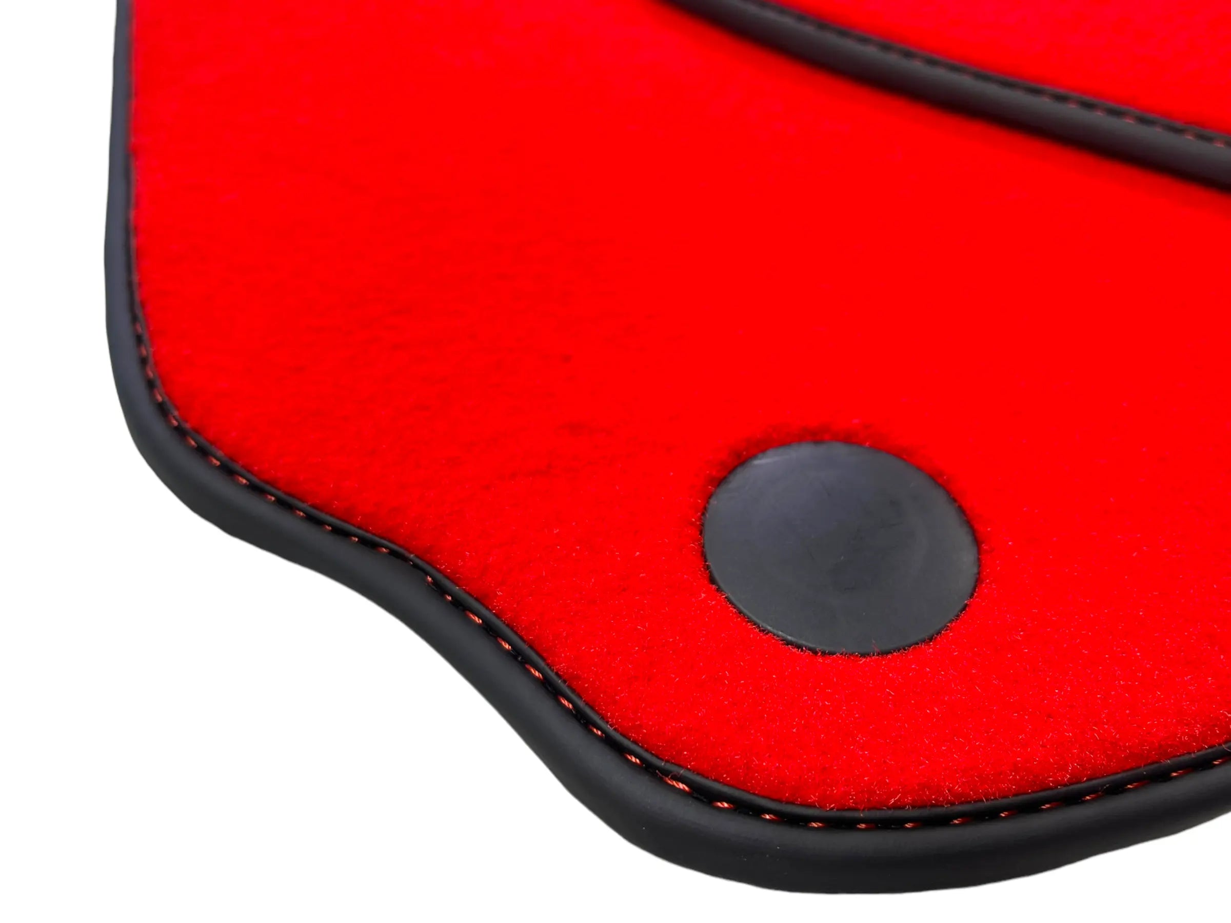 Red Floor Mats For Mercedes-Benz SL R231 2012–2020 Black Trim