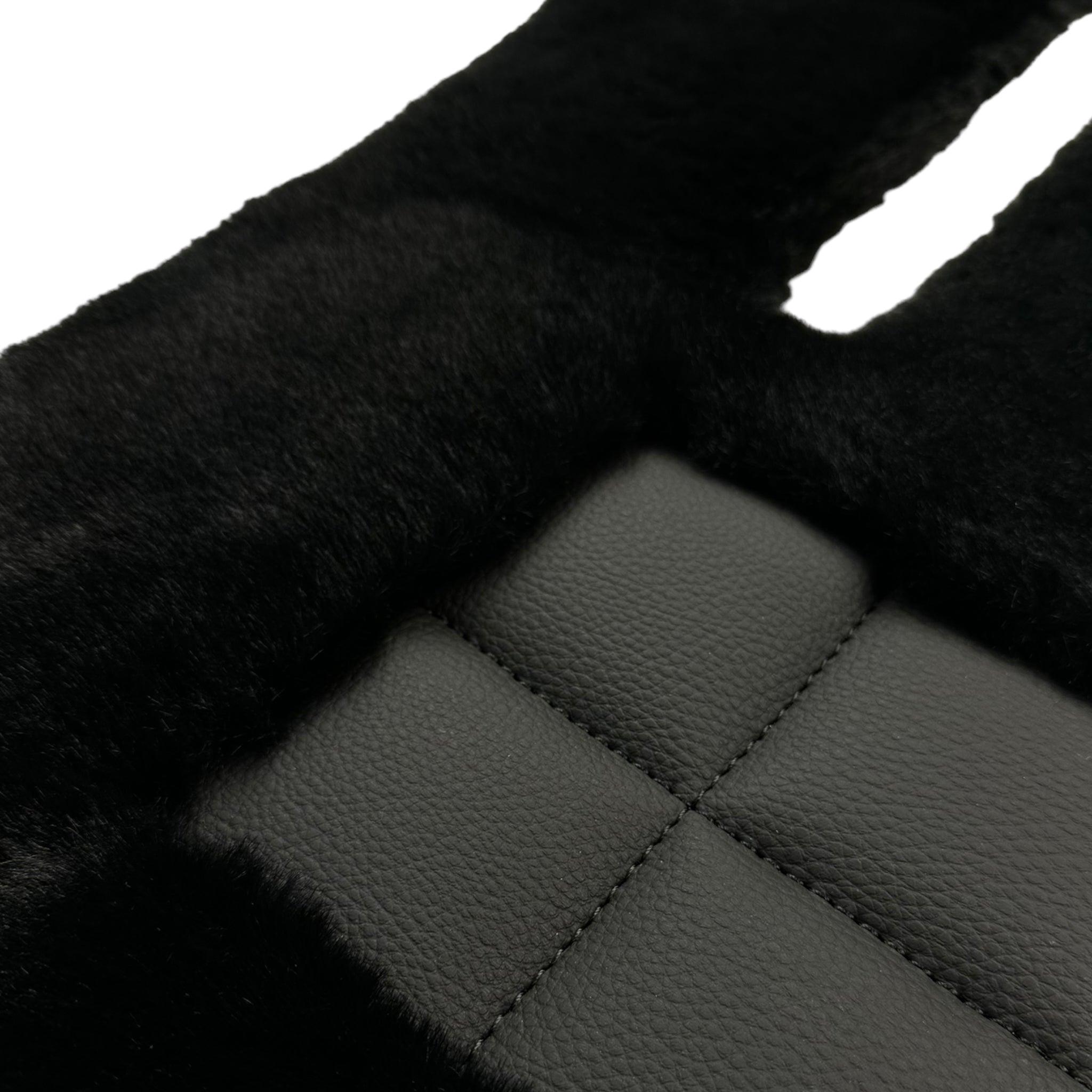 Black Sheepskin Floor Mats For Mercedes Benz S-Class W221 (2005-2013) Short Wheelbase | ER56 Design