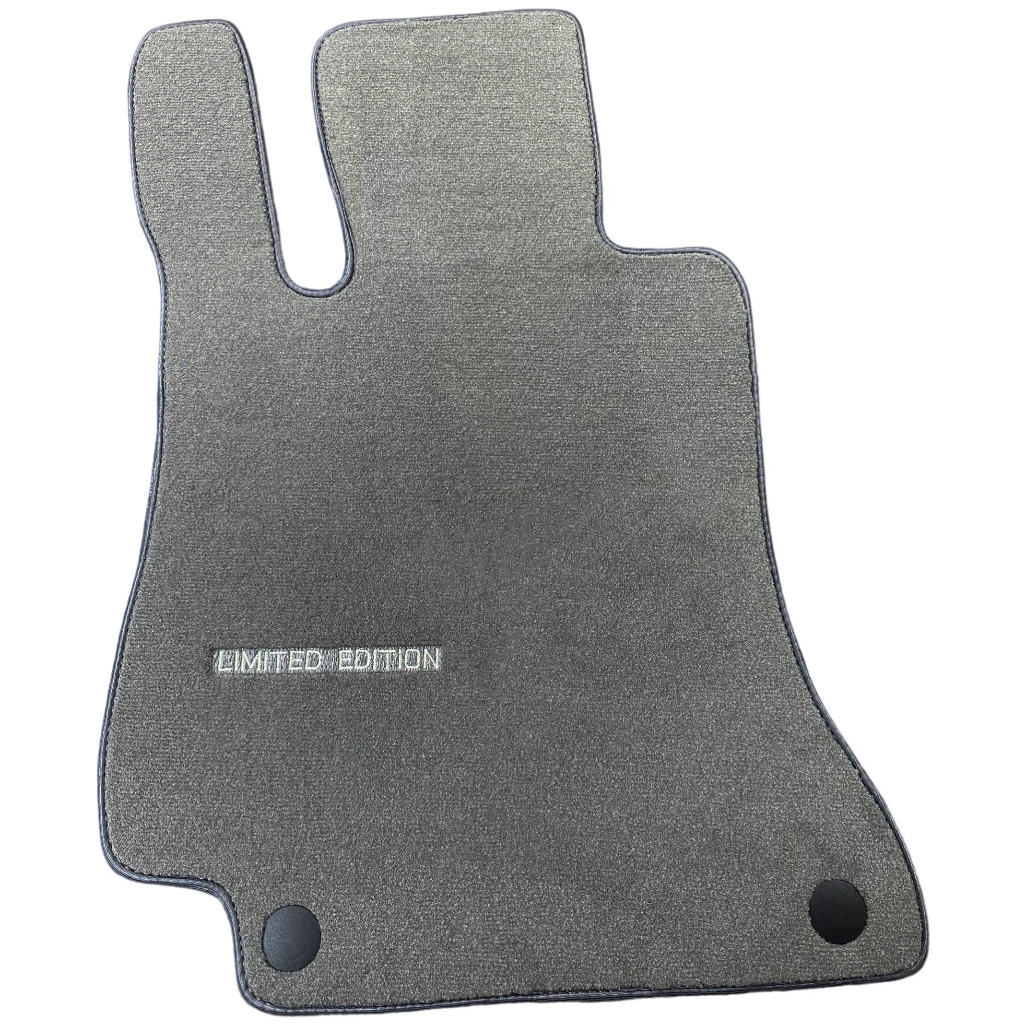 Gray Floor Mats For Mercedes Benz S-Class W126 (1979-1991) | Limited Edition