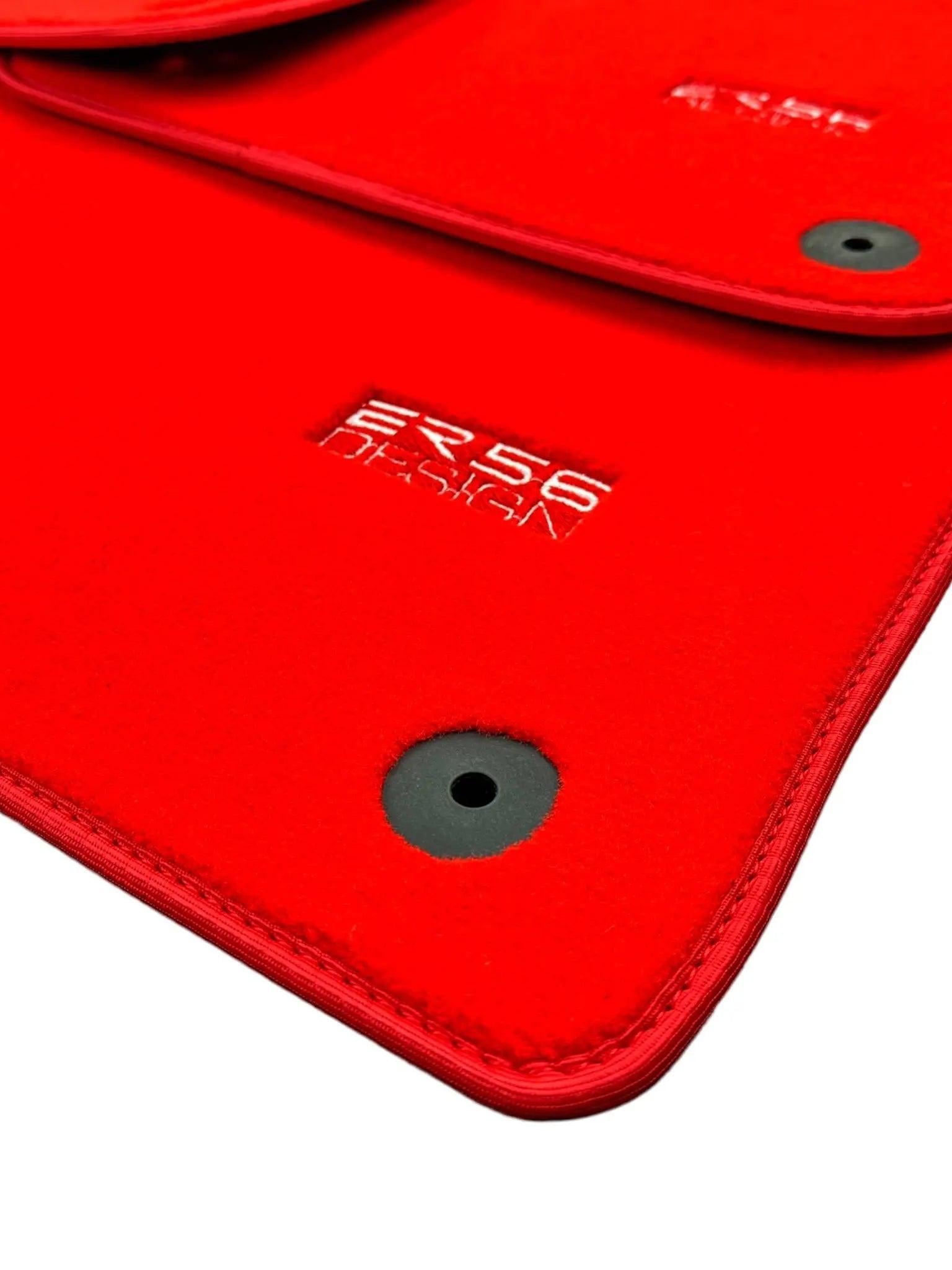 Red Floor Mats for Audi Q7 4L (2006-2015) | ER56 Design